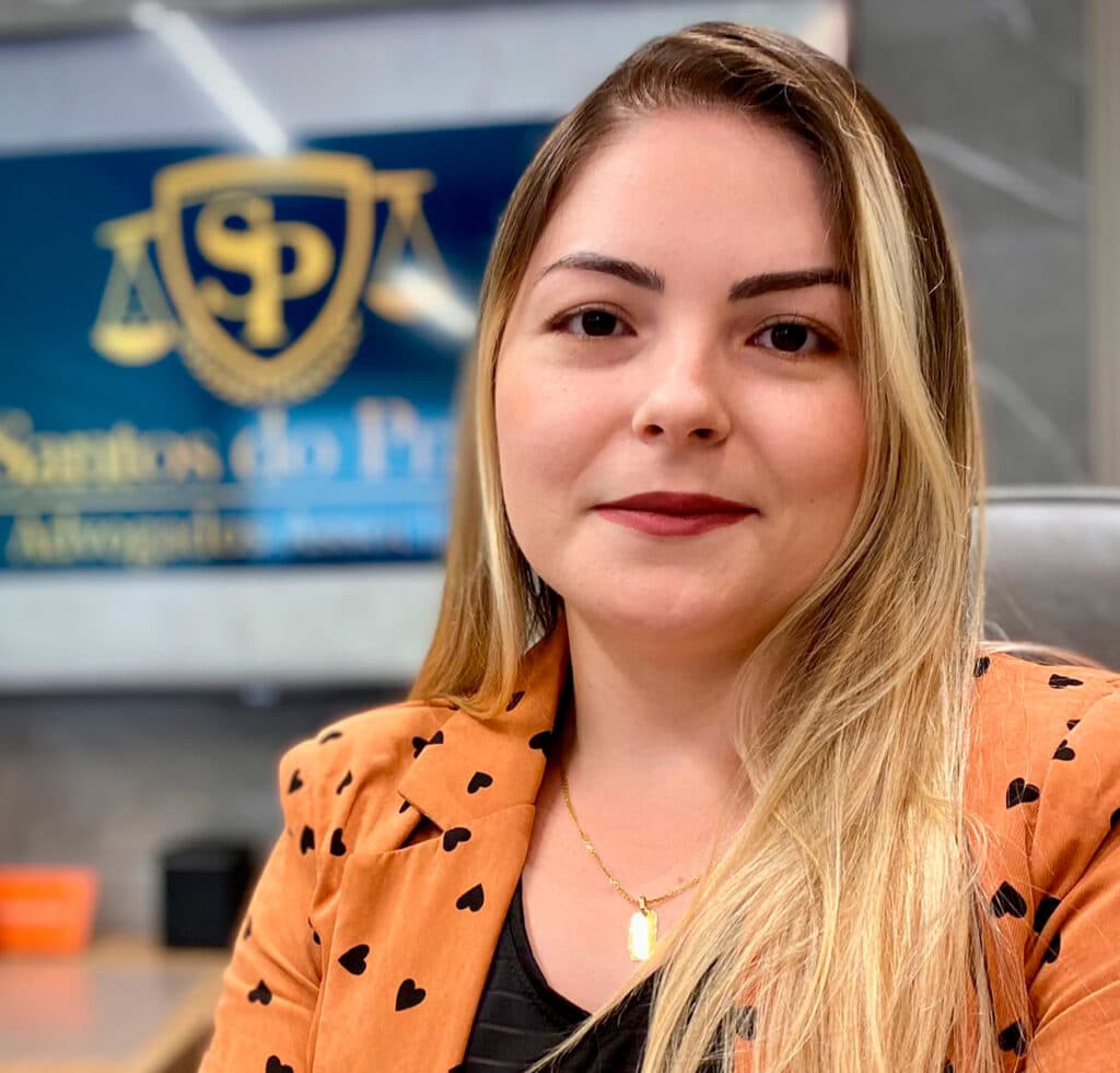 Victória Mourão — Advogado(a) Santos do Prado